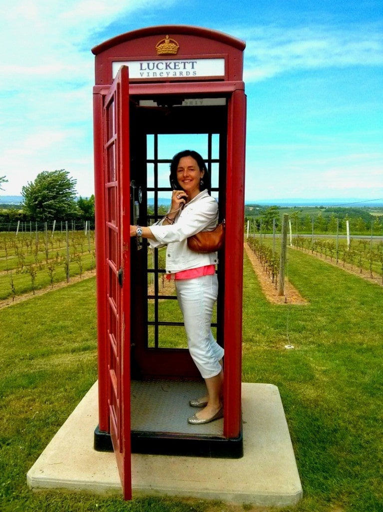 Luckett Vineyard phone booth