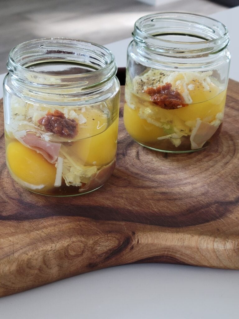 How to Cook an Egg with a Mason Jar Lid