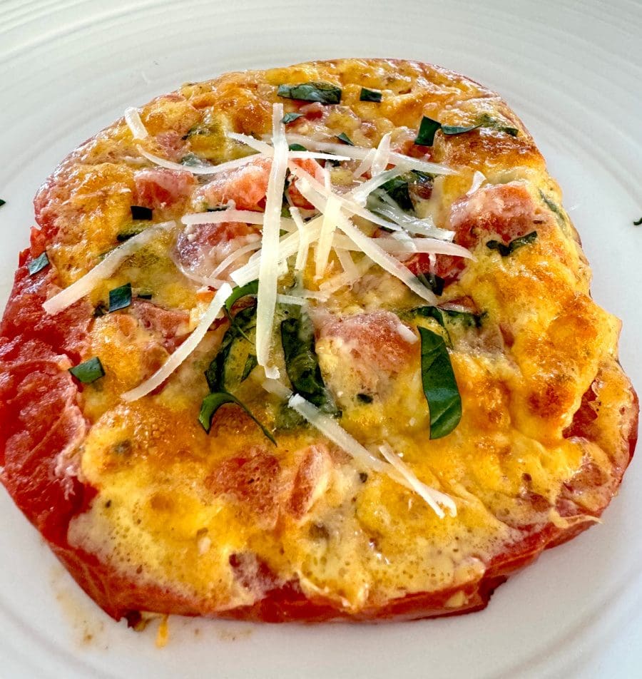 tcc-tomato-rings-filled-with-scrambled-eggs